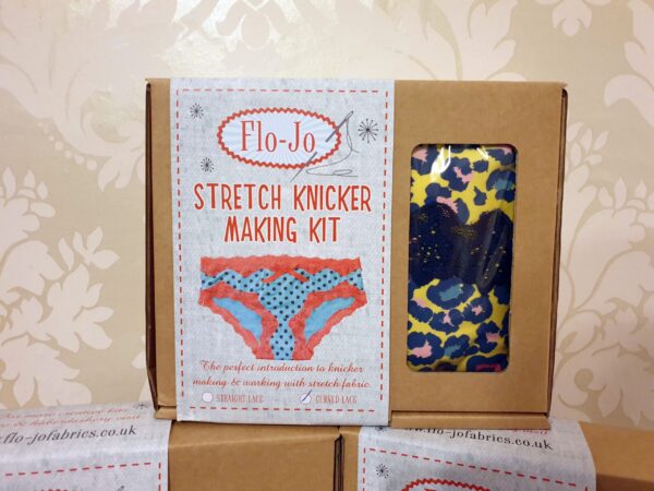 Knicker kit