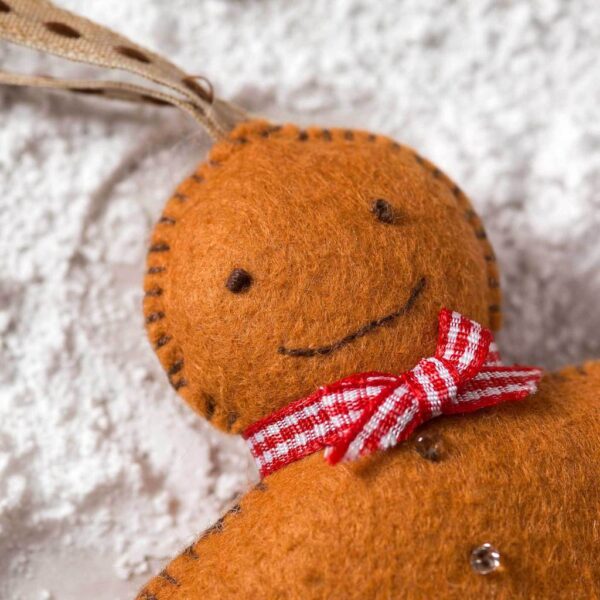 Felt Gingerbread Man Mini Kit